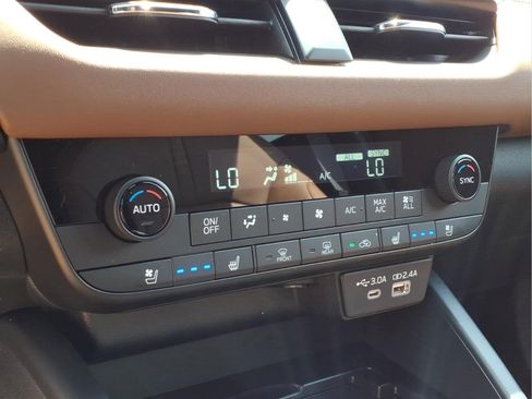 New 2026 Subaru Outback Touring AWD/4WD image 13
