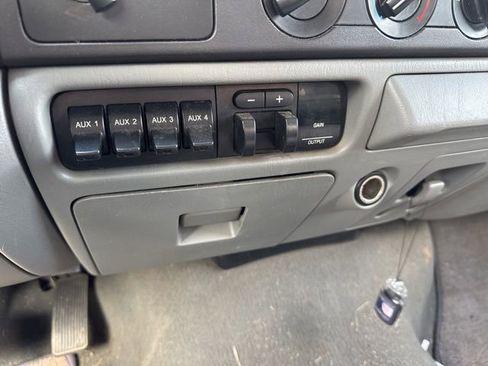 Used 2005 Ford F250 XLT AWD/4WD image 18