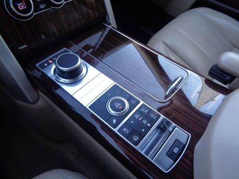 Used 2016 Land Rover Range Rover Long Wheelbase Supercharged image 9