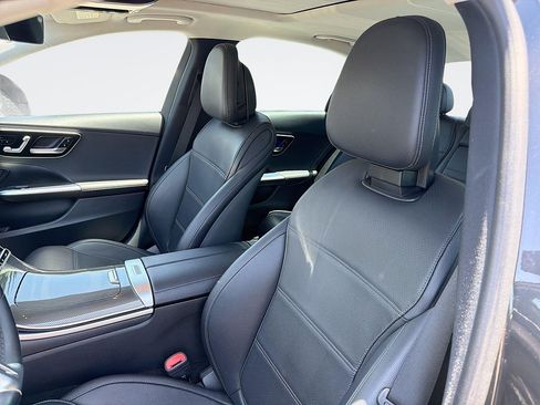 Used 2022 Mercedes-Benz C 300 Sedan image 23