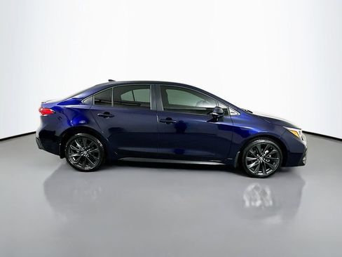 Certified 2026 Toyota Corolla SE FWD image 4