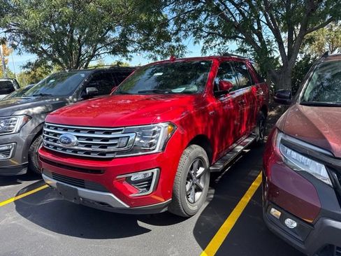Certified 2021 Ford Expedition Limited AWD/4WD image 3