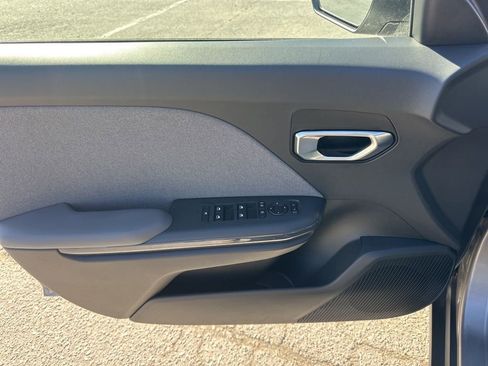 Used 2025 Kia K4 EX image 22