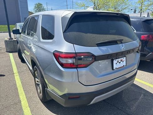 Used 2024 Honda Pilot EX-L image 3
