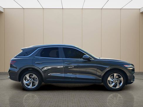 Certified 2026 Genesis GV70 2.5T AWD/4WD image 6