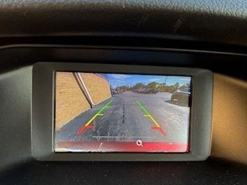 Used 2015 Ford Focus SE w/ SE Sport Package image 8