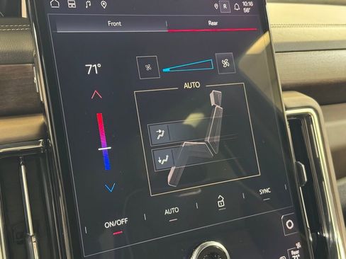 Used 2025 GMC Yukon Denali Ultimate w/ LPO, Floor Liner Package image 41