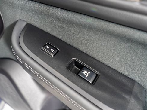 Used 2017 Subaru Legacy 2.5i Premium image 9