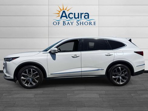 Certified 2024 Acura MDX SH-AWD w/ Technology Package image 4