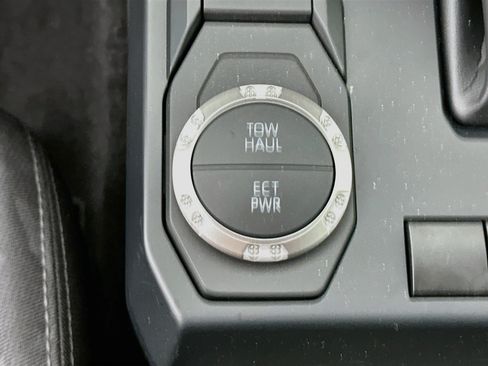 Used 2025 Toyota Tacoma SR5 RWD image 26