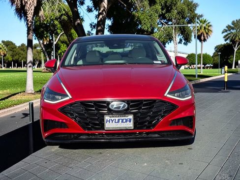 Used 2020 Hyundai Sonata SEL w/ Premium + Sunroof Package FWD image 3