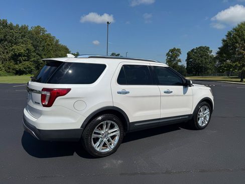 Used 2016 Ford Explorer Limited FWD image 5