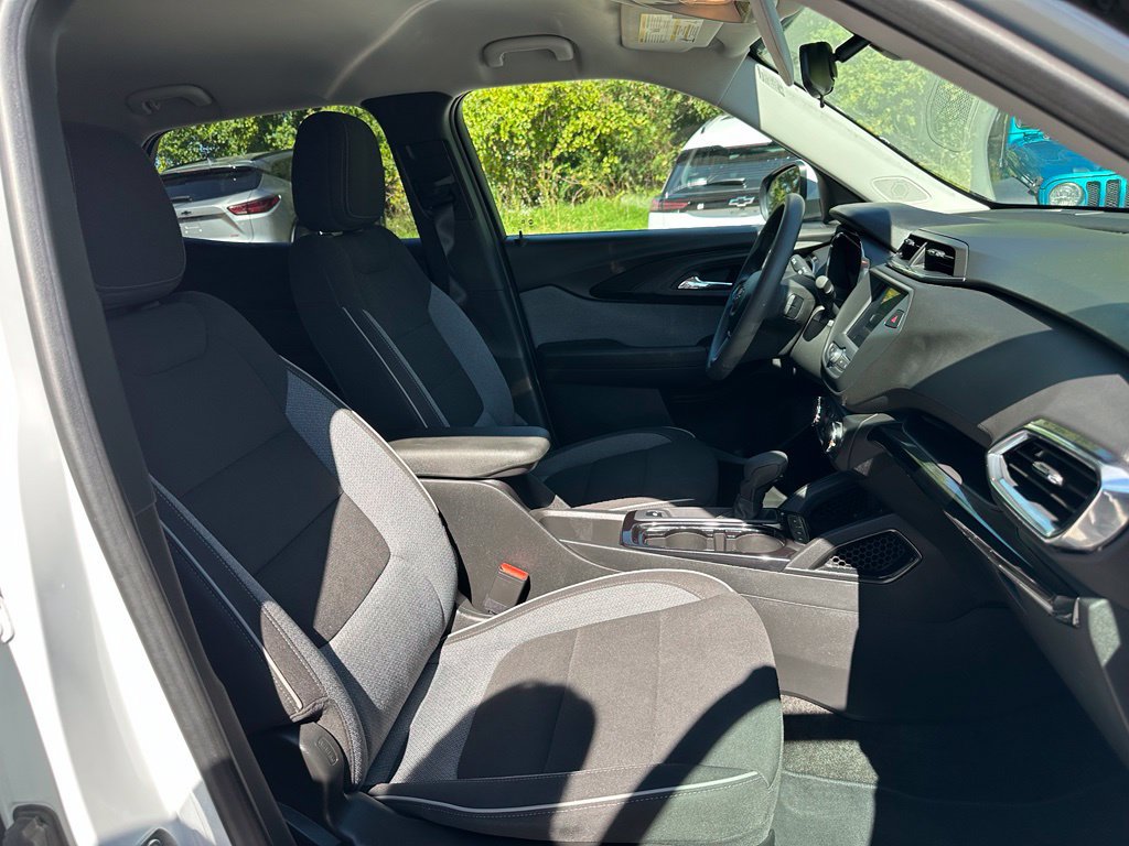 Used 2023 Chevrolet TrailBlazer LT FWD image 30