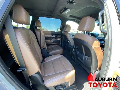 Used 2022 Kia Telluride SX w/ SX Prestige Package AWD/4WD image 21