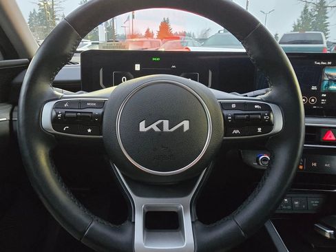 Used 2025 Kia K5 EX image 15