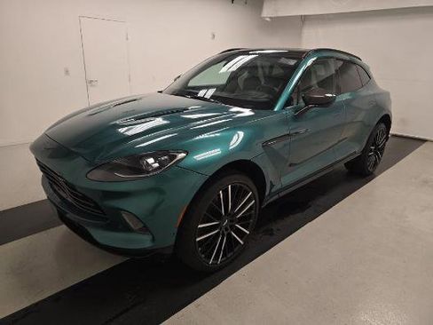 Used 2022 Aston Martin DBX image 1