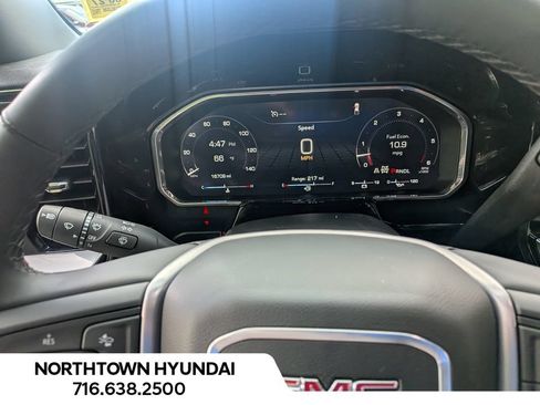 Used 2026 GMC Sierra 1500 SLT AWD/4WD image 8