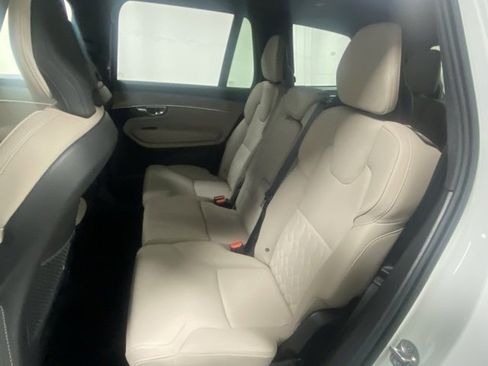 Certified 2025 Volvo XC90 B6 Plus image 14