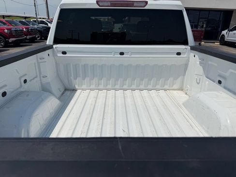 Used 2022 Chevrolet Silverado 1500 Custom AWD/4WD image 16