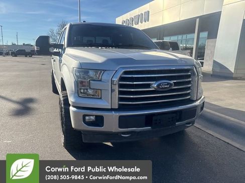 Used 2017 Ford F150 XLT w/ Equipment Group 302A Luxury image 3