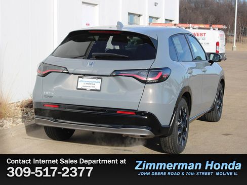 New 2026 Honda HR-V EX-L image 2