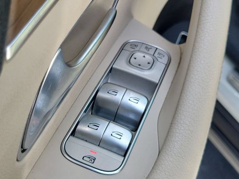Used 2022 Mercedes-Benz GLE 350 image 18