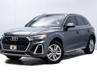 Used 2023 Audi Q5 2.0T Premium w/ Convenience Package