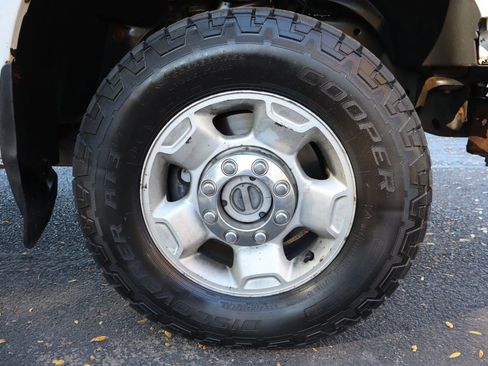 Used 2010 Ford F250 XLT image 43