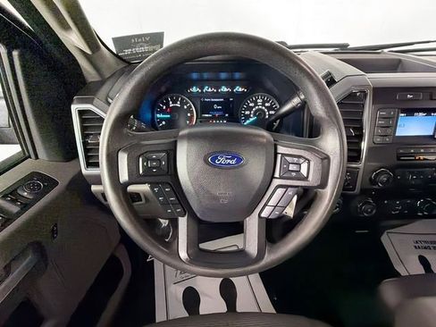 Used 2018 Ford F150 XLT w/ XTR Package image 11