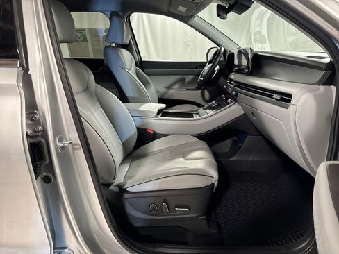 Used 2023 Hyundai Palisade SEL image 13