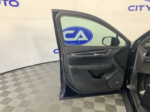 Used 2021 Cadillac XT5 Luxury FWD image 13