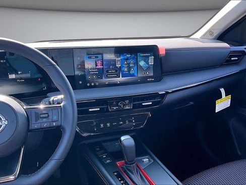 New 2026 Nissan Kicks SR image 6