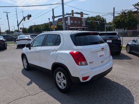 Used 2020 Chevrolet Trax LS w/ Tint and Cruise Package FWD image 8