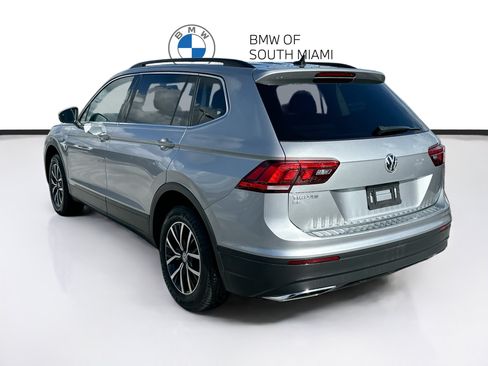 Used 2019 Volkswagen Tiguan SE w/ Panoramic Sunroof Package FWD image 5