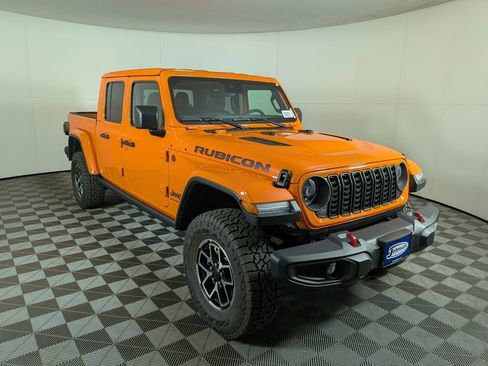 New 2025 Jeep Gladiator Rubicon w/ Convenience Group image 5