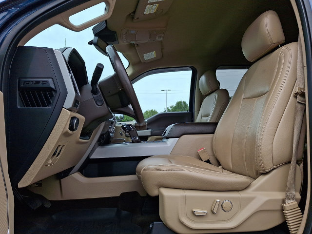 Used 2018 Ford F150 Lariat w/ Equipment Group 502A Luxury AWD/4WD image 13