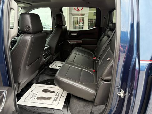 Used 2019 Chevrolet Silverado 1500 LTZ image 12