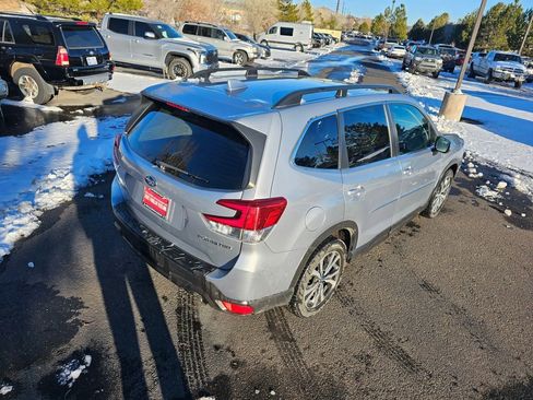 Used 2019 Subaru Forester Limited image 11