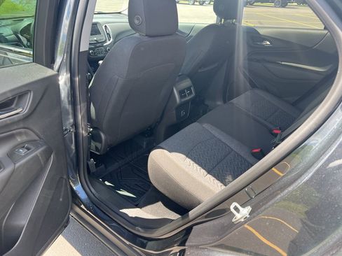 Certified 2023 Chevrolet Equinox LT AWD/4WD image 12
