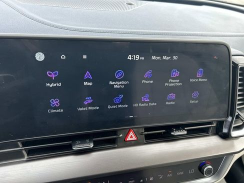 Certified 2025 Kia Sportage EX image 23