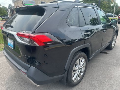 Used 2024 Toyota RAV4 Limited w/ Advanced Technology Package AWD/4WD image 4