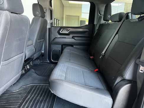 Used 2025 Chevrolet Silverado 1500 LT AWD/4WD image 22
