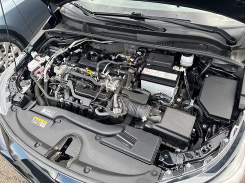 Used 2023 Toyota Corolla SE image 42
