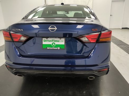 Used 2023 Nissan Altima 2.5 SR FWD image 7