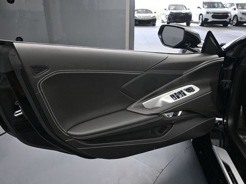 Used 2026 Chevrolet Corvette Stingray Convertible w/ 1LT image 15