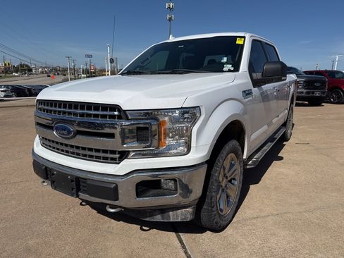 Used 2018 Ford F150 XLT w/ Equipment Group 302A Luxury image 3
