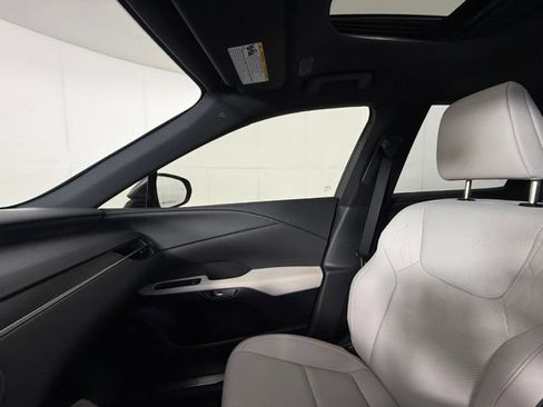 Used 2023 Lexus RX 350 Premium w/ Accessory Package FWD image 20
