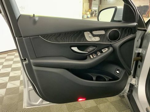 Used 2016 Mercedes-Benz GLC 300 4MATIC image 18