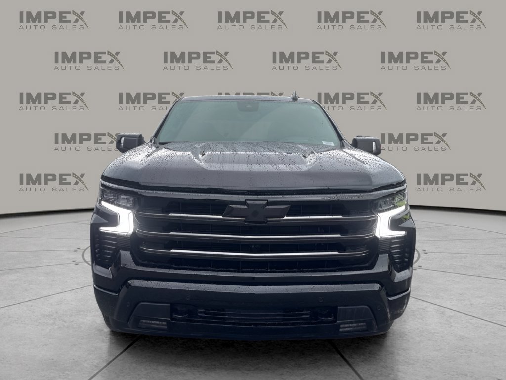 Used 2024 Chevrolet Silverado 1500 High Country w/ Midnight Edition AWD/4WD image 8