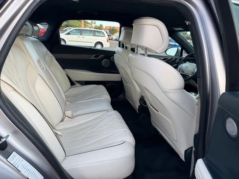 Used 2023 Genesis G80 image 15
